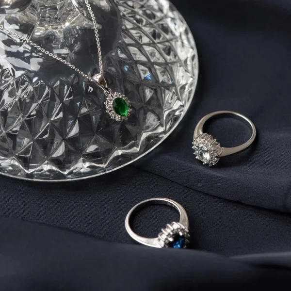 Mia Colore Verdi Halskette aus 925er Sterlingsilber mit grünem Zirkoniastein